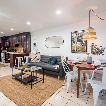 Basement Suite With Private Patio In Davenport Toronto Buitenkant foto